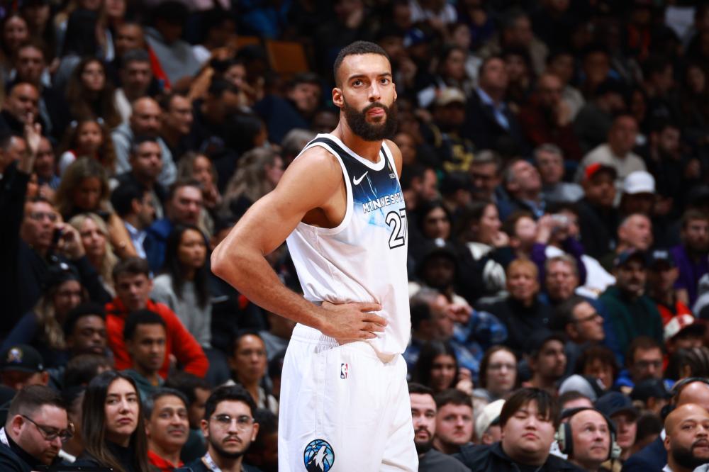 他这场表现 他这场表现